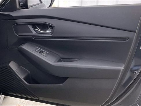 Certified 2024 Honda Accord EX image 22