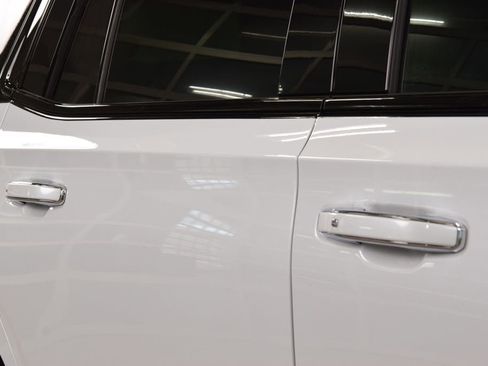 New 2026 Chevrolet Tahoe Premier AWD/4WD image 19