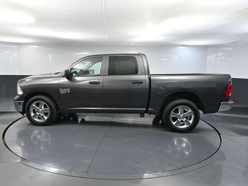 Used 2019 RAM 1500 ST w/ SXT Plus Group AWD/4WD image 7