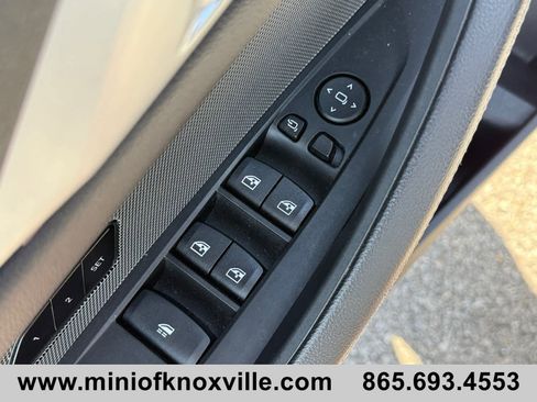 Used 2023 BMW 430i xDrive Convertible w/ M Sport Package AWD/4WD image 21
