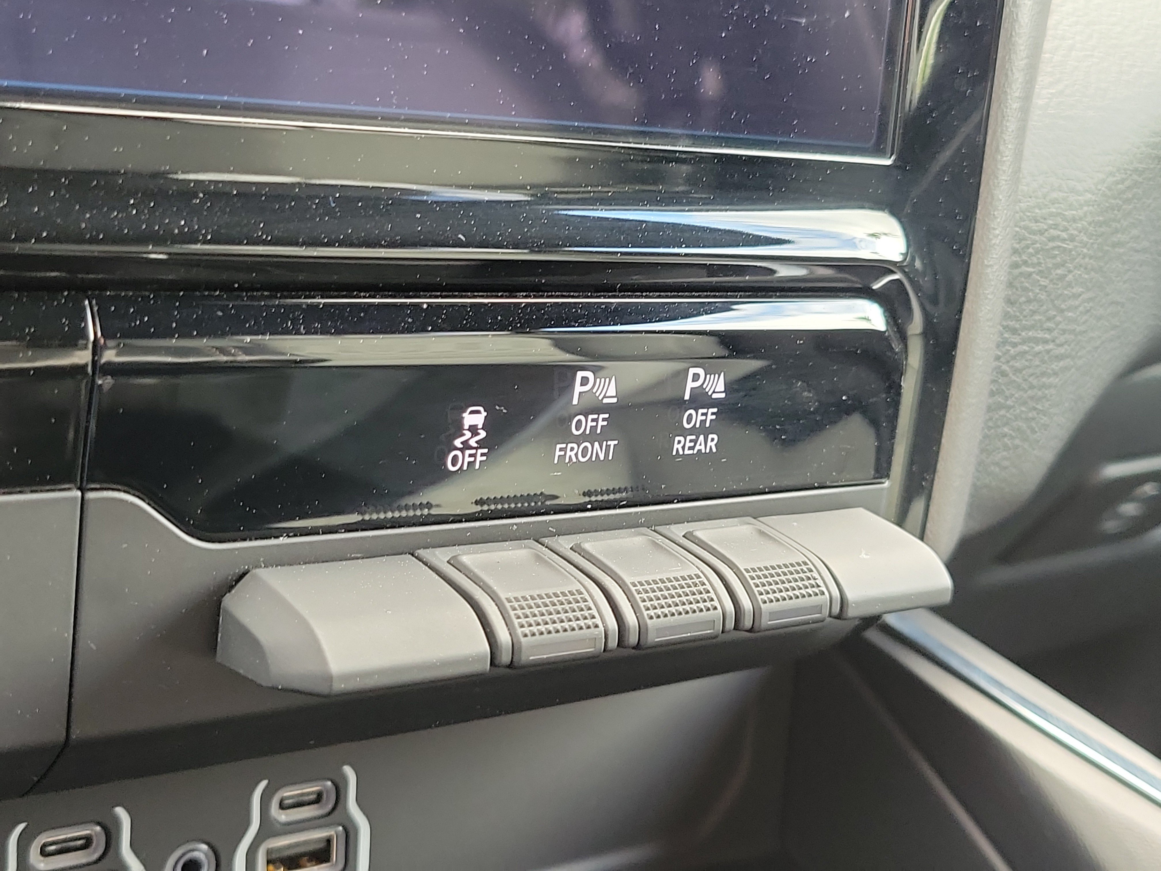 Used 2025 RAM 1500 Big Horn AWD/4WD image 22