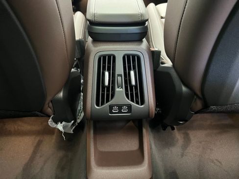 Used 2025 BMW X1 xDrive28i w/ Premium Package image 10