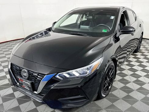 Used 2020 Nissan Sentra SV FWD image 3