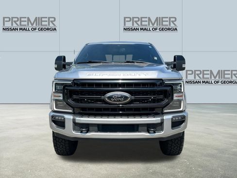 Used 2022 Ford F250 Lariat w/ Tremor Off-Road Package AWD/4WD image 2