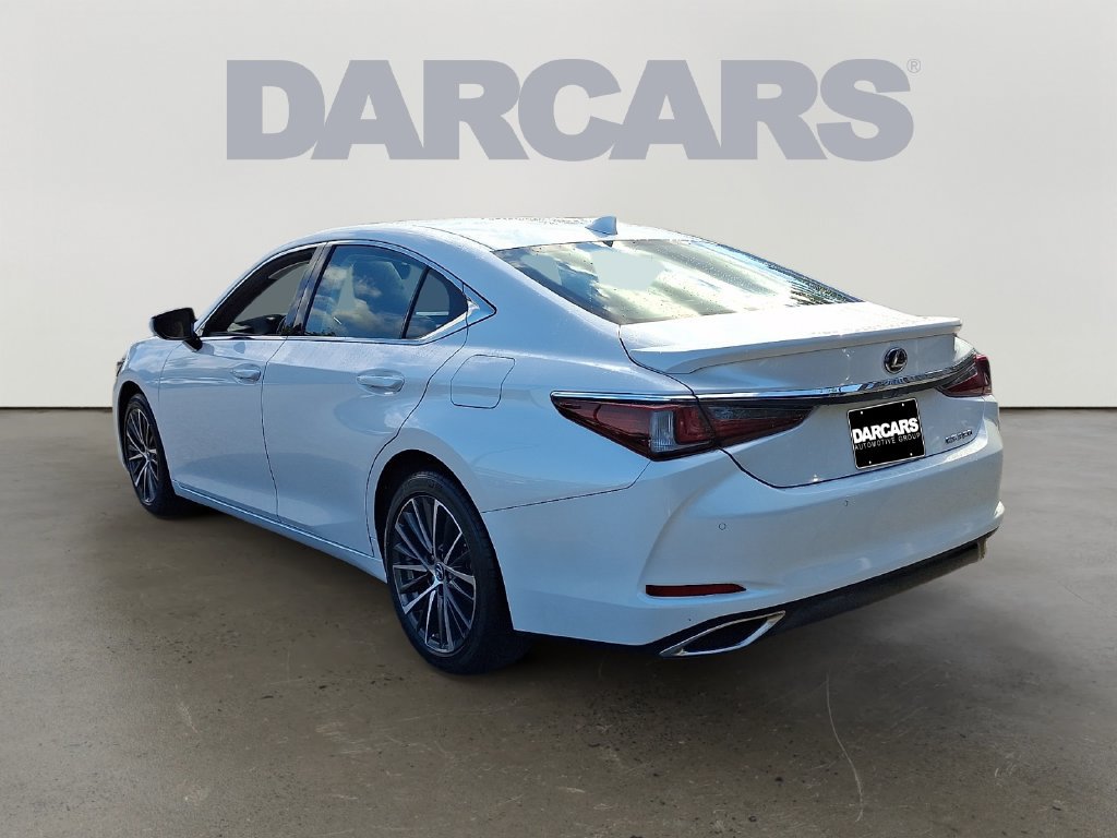 Certified 2025 Lexus ES 350 w/ Premium Package FWD image 4