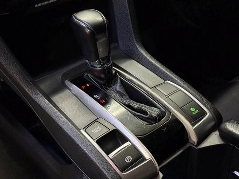 Used 2020 Honda Civic Sport image 18