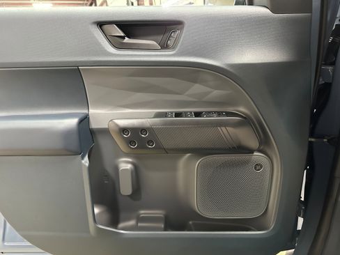 Used 2024 Ford Maverick Lariat w/ Black Appearance Package image 11