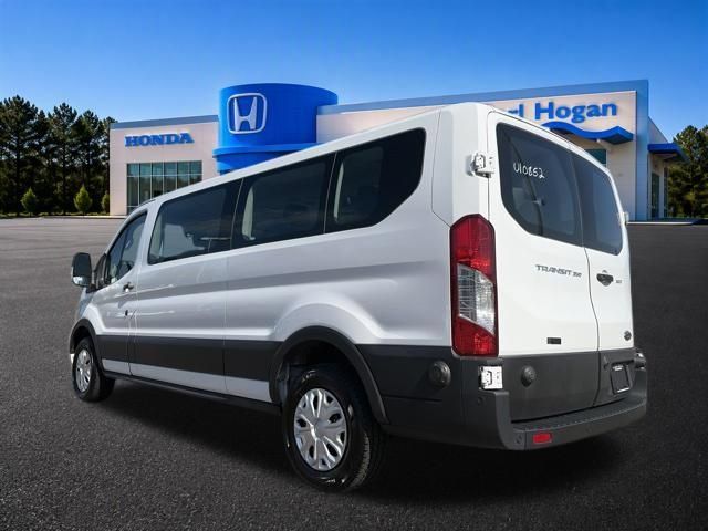 Used 2024 Ford Transit 350 XLT RWD image 4