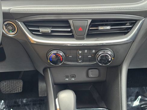 Used 2025 Buick Encore GX Preferred FWD image 17