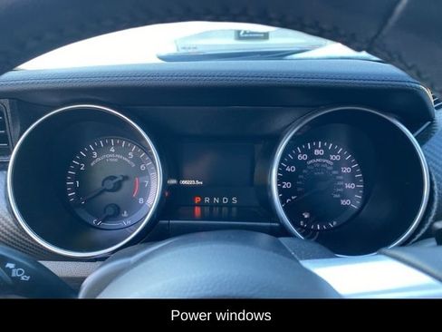 Used 2019 Ford Mustang Coupe RWD image 9