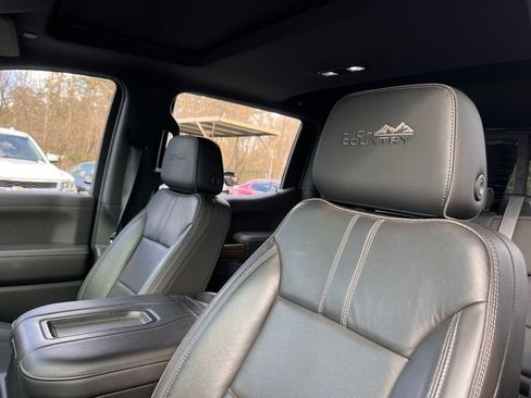 Used 2019 Chevrolet Silverado 1500 High Country image 15