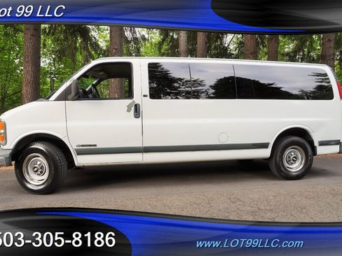 Used 2002 Chevrolet Express 3500 Extended Passenger w/ LS Preferred Equipment Group RWD image 5
