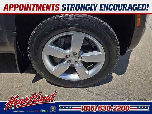 Used 2021 Land Rover Defender 90 First Edition AWD/4WD image 29