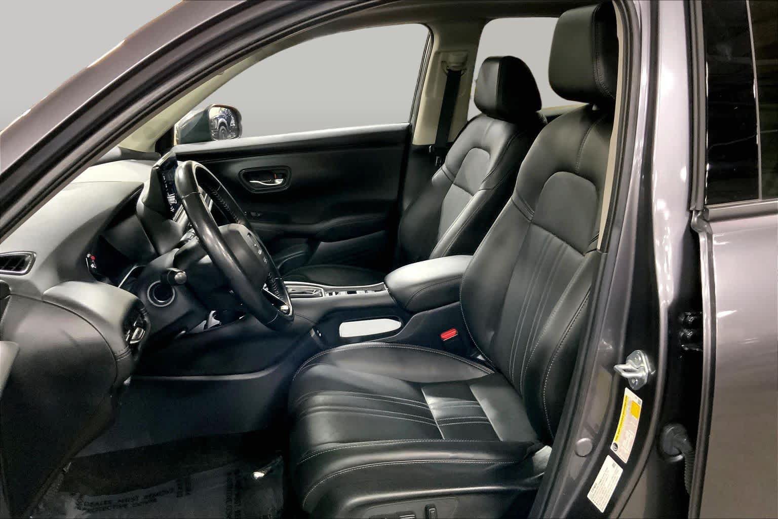 Used 2025 Honda HR-V EX-L image 8