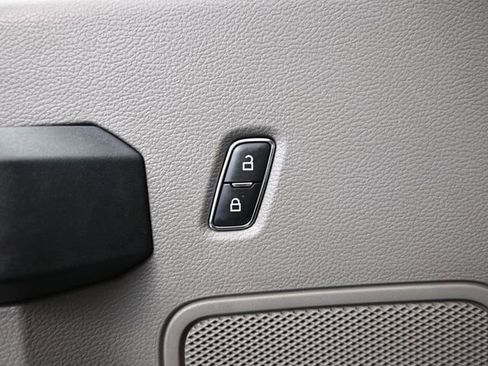 Used 2019 Ford F250 XL w/ Power Equipment Group image 21