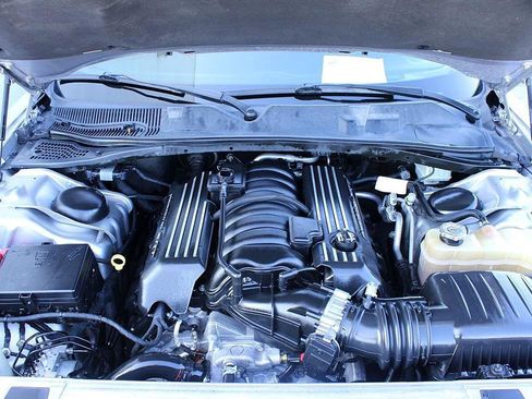 Used 2018 Dodge Challenger R/T Scat Pack w/ Dynamics Package image 17