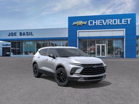 New 2026 Chevrolet Blazer LT w/ Convenience Package FWD image 1