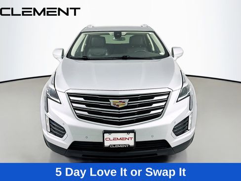 Used 2018 Cadillac XT5 Premium Luxury image 2