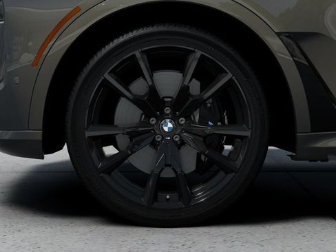 New 2027 BMW X7 xDrive40i w/ Executive Package AWD/4WD image 7