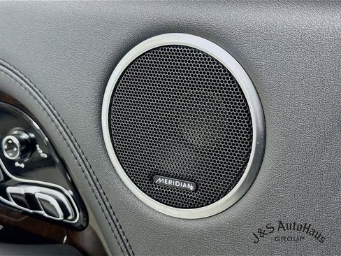 Used 2022 Land Rover Range Rover Westminster Edition image 19