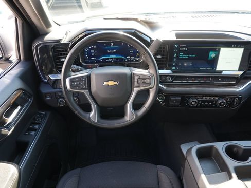 Used 2024 Chevrolet Silverado 1500 LT AWD/4WD image 20