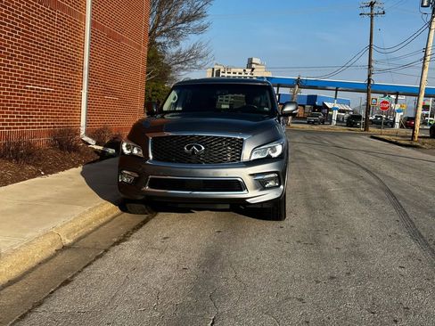 Used 2016 INFINITI QX80 Luxe w/ 22" Wheel Package image 2