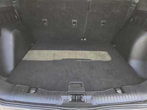 Used 2022 Ford Escape SEL image 30