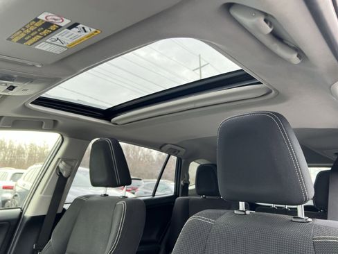 Used 2017 Toyota RAV4 XLE w/ Carpet Mat Package image 22