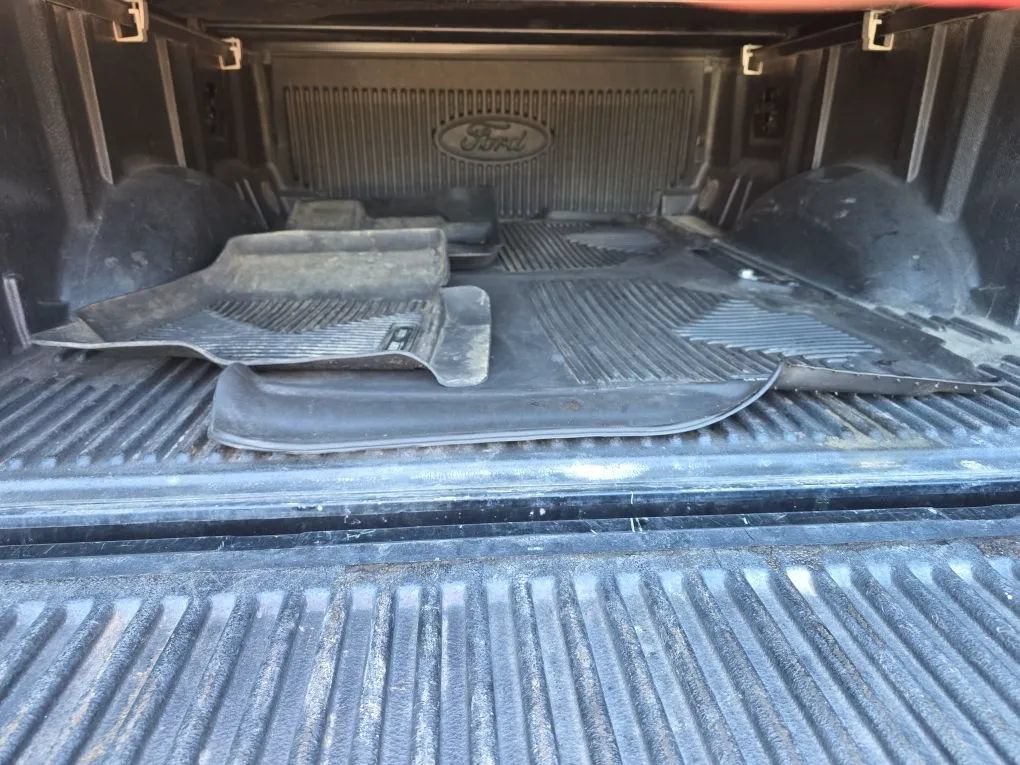 Used 2018 Ford F150 XLT w/ Equipment Group 302A Luxury AWD/4WD image 11