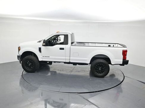 Used 2019 Ford F250 XL w/ Power Equipment Group image 39