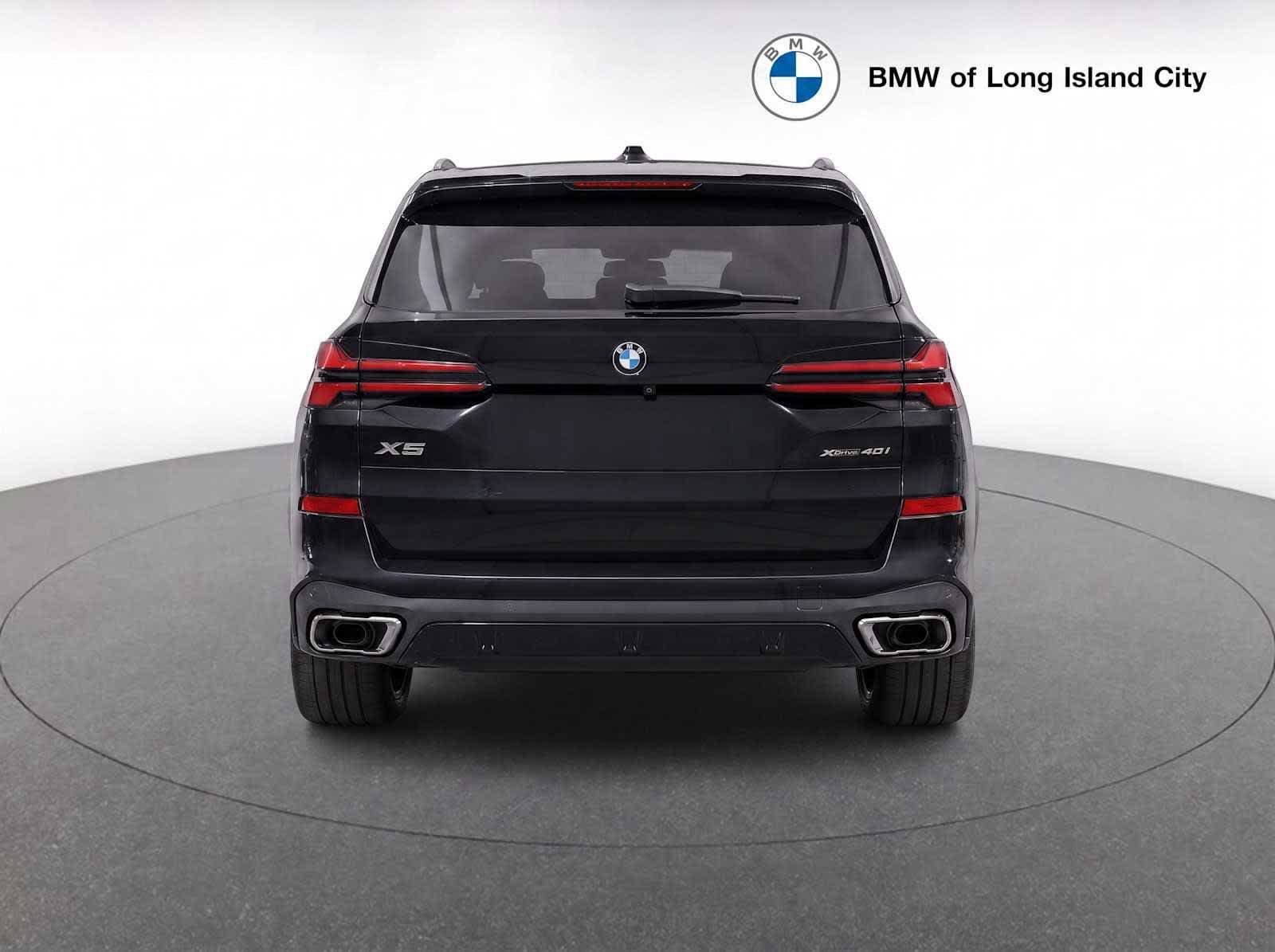 New 2026 BMW X5 xDrive40i w/ M Sport Package AWD/4WD image 6