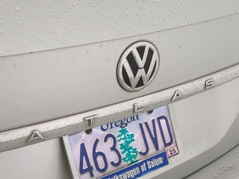 Used 2018 Volkswagen Atlas S image 11