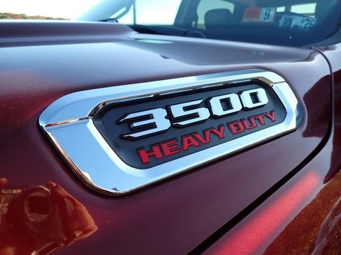 Used 2020 RAM 3500 Tradesman w/ Chrome Appearance Group image 15