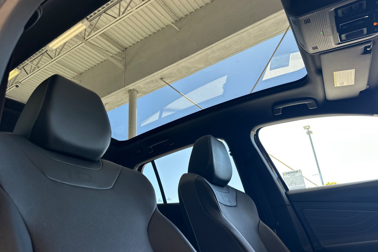 Used 2023 Volkswagen ID.4 Pro S RWD image 17