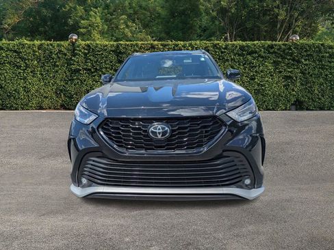 Used 2022 Toyota Highlander XSE image 10