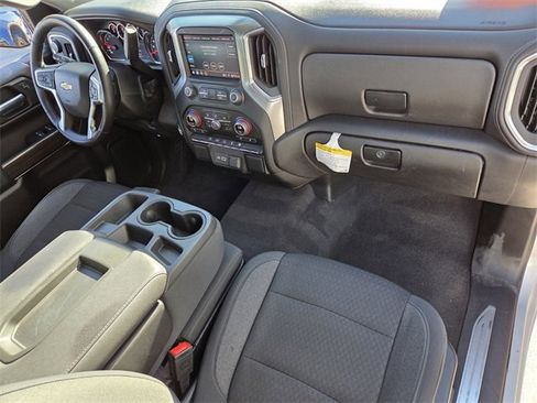 Used 2022 Chevrolet Silverado 1500 LT image 16