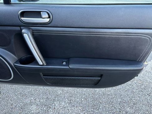 Used 2009 MAZDA MX-5 Miata Grand Touring w/ Premium Pkg image 15