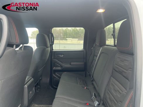 Used 2023 Nissan Frontier PRO-4X w/ Technology Package image 29