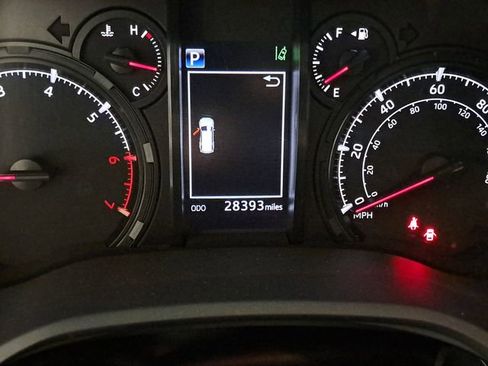 Used 2023 Toyota 4Runner SR5 Premium w/ Moonroof Package image 2