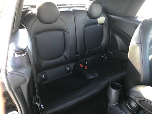 Used 2019 MINI Cooper Convertible image 53