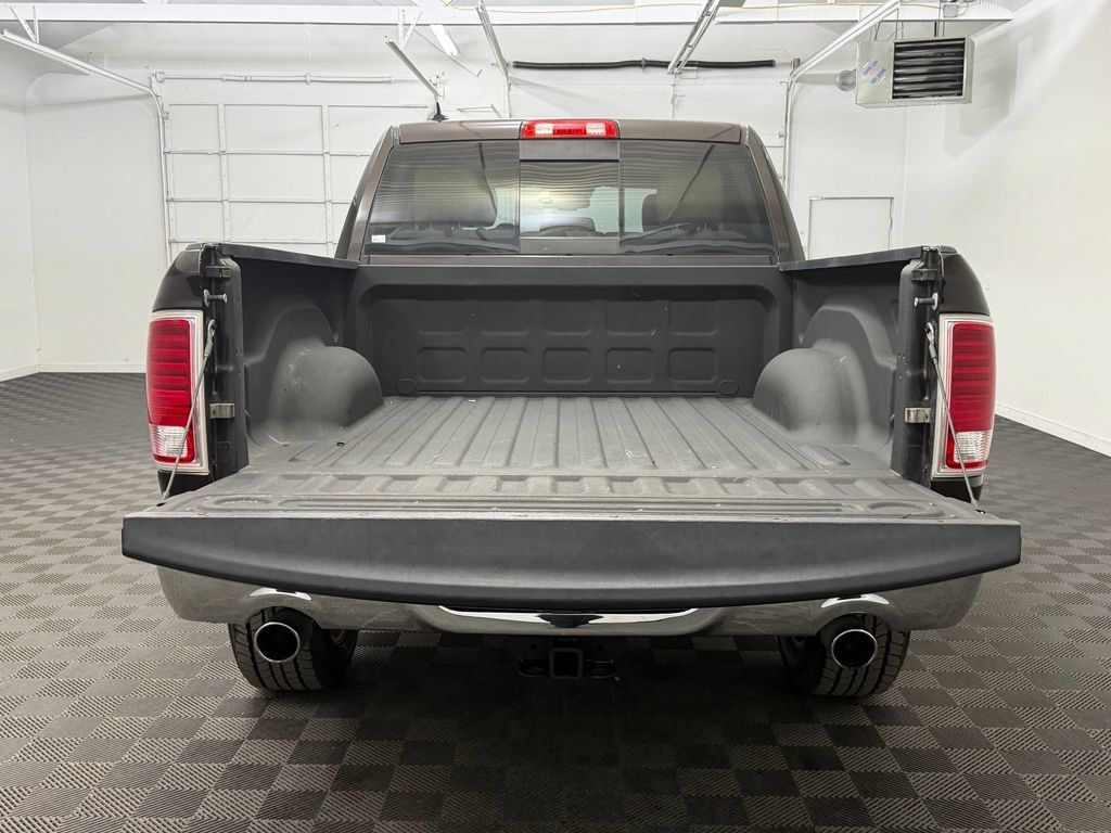 Used 2017 RAM 1500 Laramie w/ Convenience Group AWD/4WD image 25