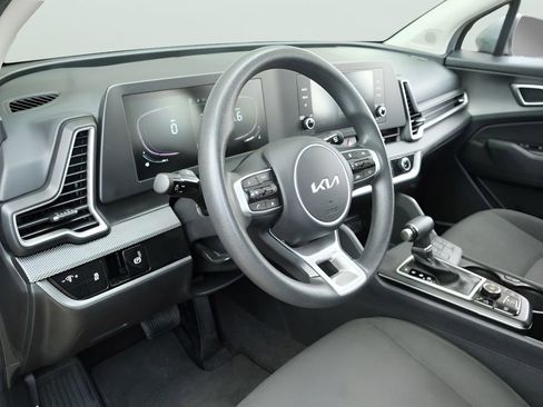 Used 2024 Kia Sportage LX FWD image 7