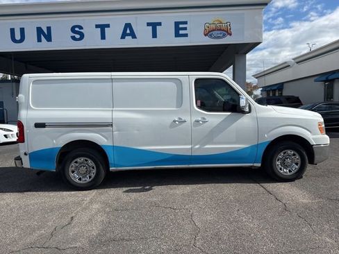 Used 2019 Nissan NV 3500 SL w/ Navigation Package image 4