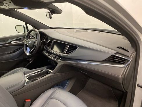 Certified 2022 Buick Enclave Essence w/ Experience Buick Package image 23