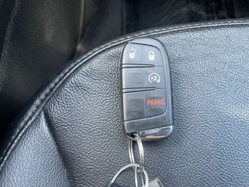 Used 2025 Jeep Compass Trailhawk w/ Trailer Tow Group image 21