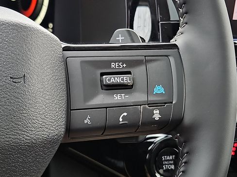 New 2026 Nissan Pathfinder SL image 16