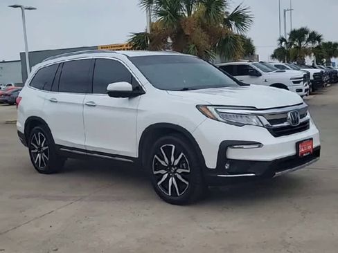 Used 2022 Honda Pilot Touring image 2