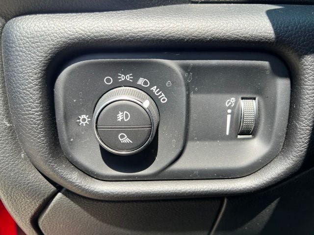Used 2026 RAM 2500 Big Horn AWD/4WD image 17