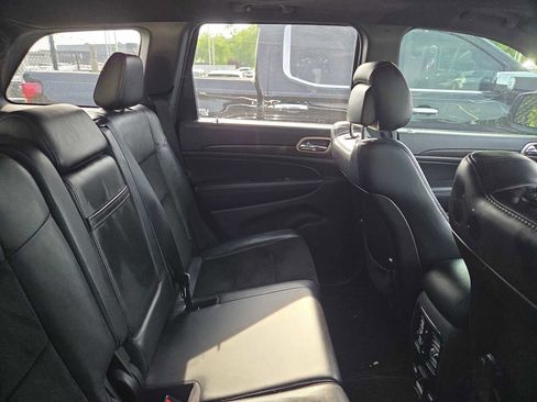 Used 2015 Jeep Grand Cherokee Altitude AWD/4WD image 12