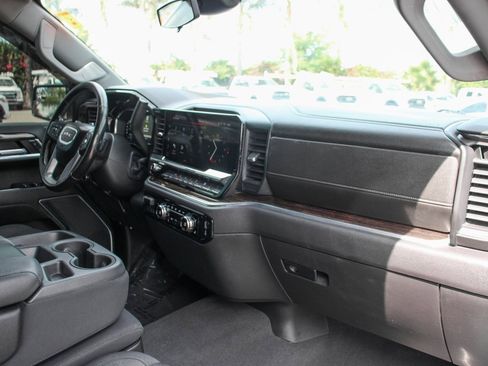 Used 2022 GMC Sierra 1500 Elevation image 33